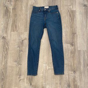 Everlane highwaisted Skinny Jeans, Size 26